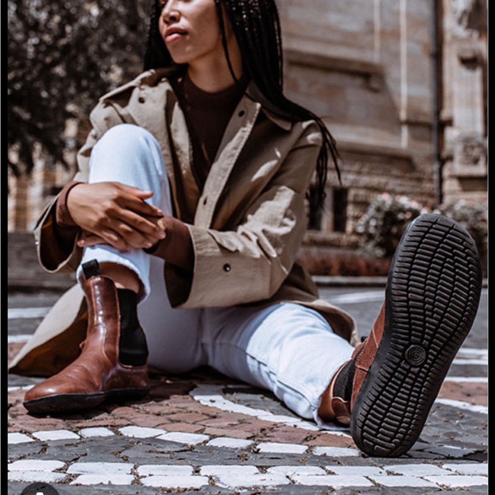 Groundies Camden barefoot boots size 39